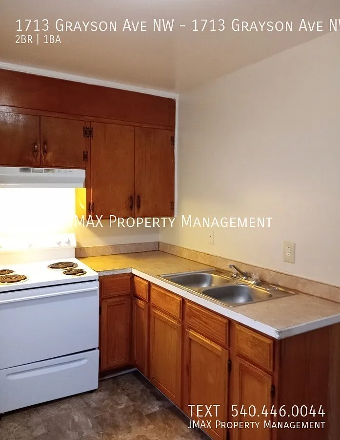 This property has a no security deposit option! — Photo 4