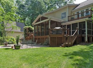 204 Homestead Dr, Cary, NC 27513