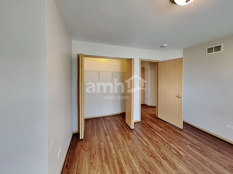 3226 Kenilworth Ln — Photo 14