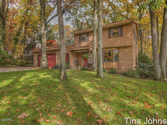 2nd image of 2356 Glenvalley Ave NW