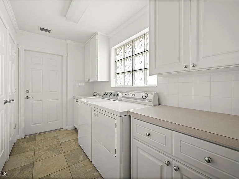 7759 Ionio Ct — Photo 19