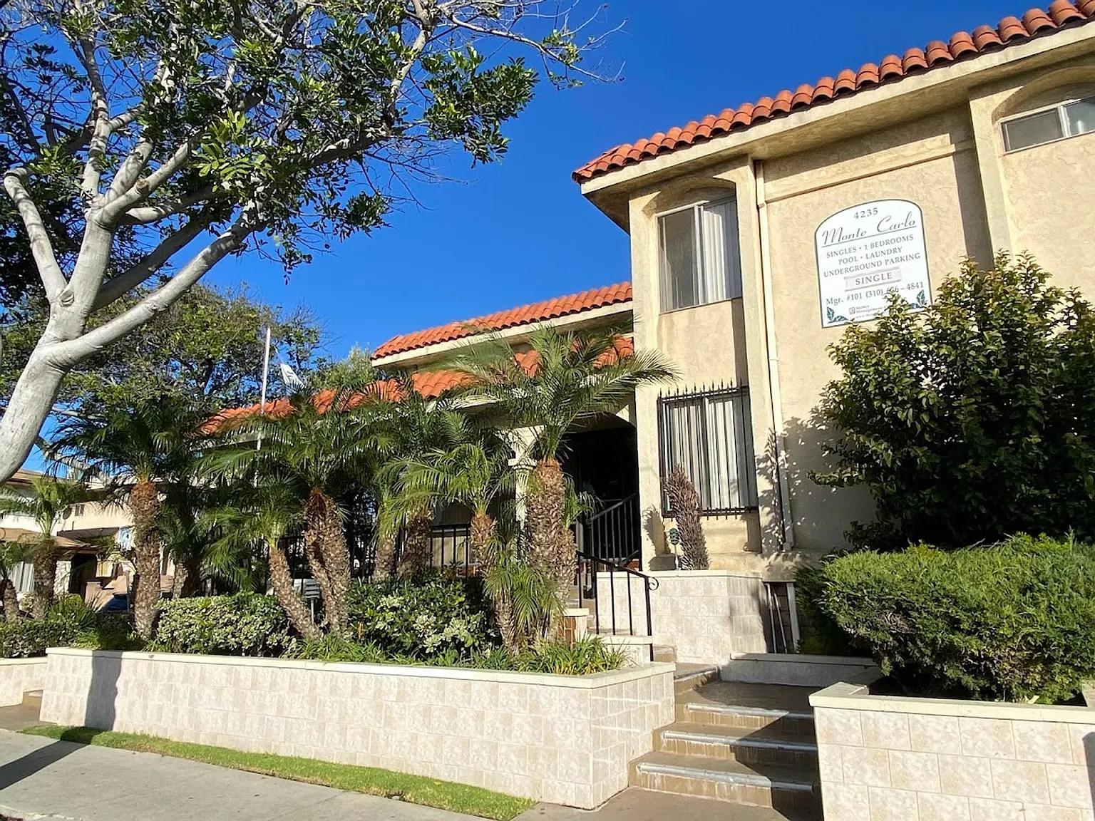 Monte Carlo Apartments — Photo 1