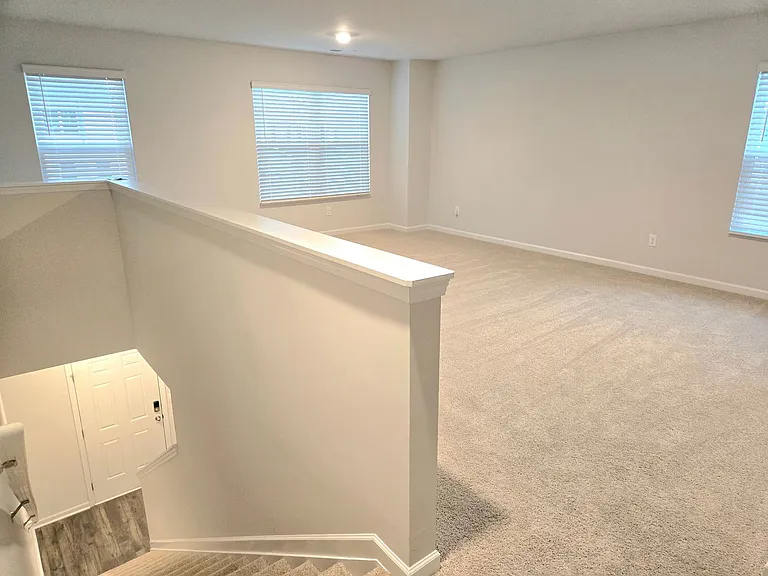 4828 Southwind Rd — Photo 22