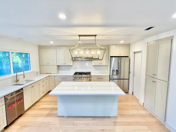 644 Edgewood Dr, Goleta, CA 93117