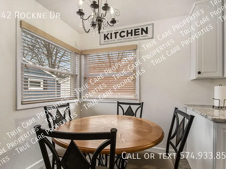 2842 Rockne Dr — Photo 6