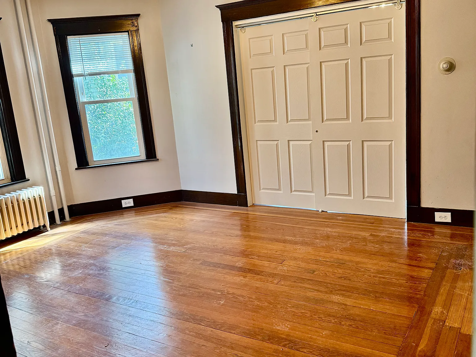 2 bed, 1200 sqft, $3,000 — Photo 3