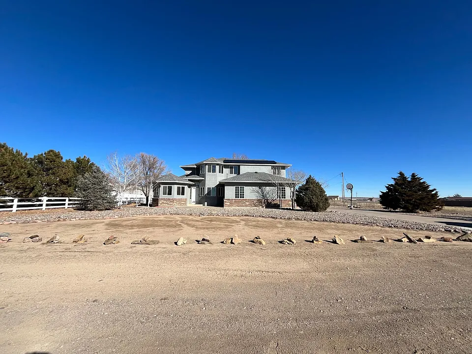 1269 E Platteville Blvd