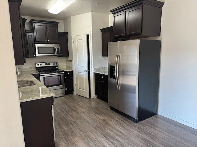 608 E Jordan Ridge Blvd — Photo 7