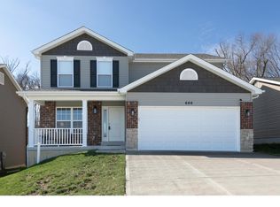 686 Rockshire Dr, Herculaneum, MO 63048