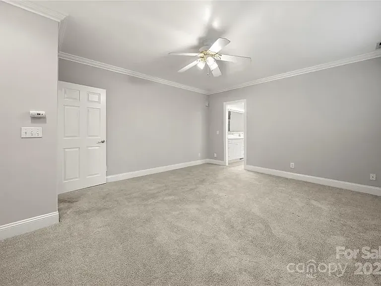 2545 Rea Rd — Photo 15