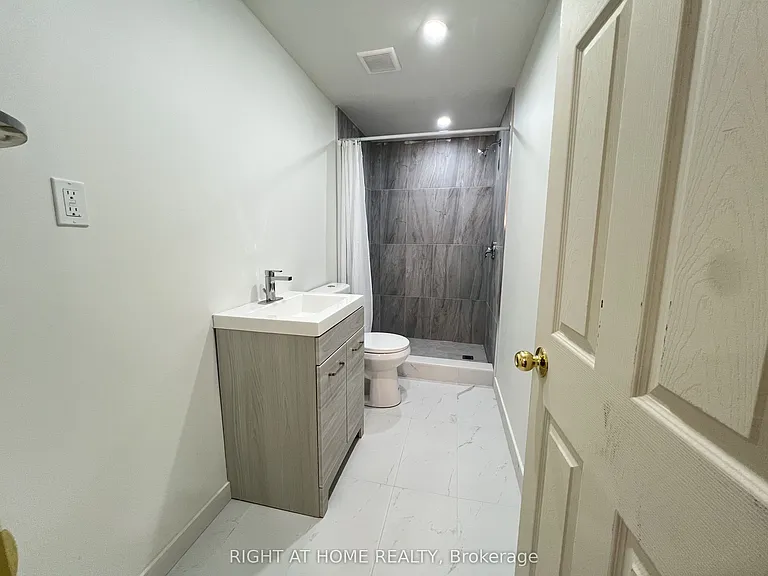 62 McClenny Dr #LOWER2 — Photo 7