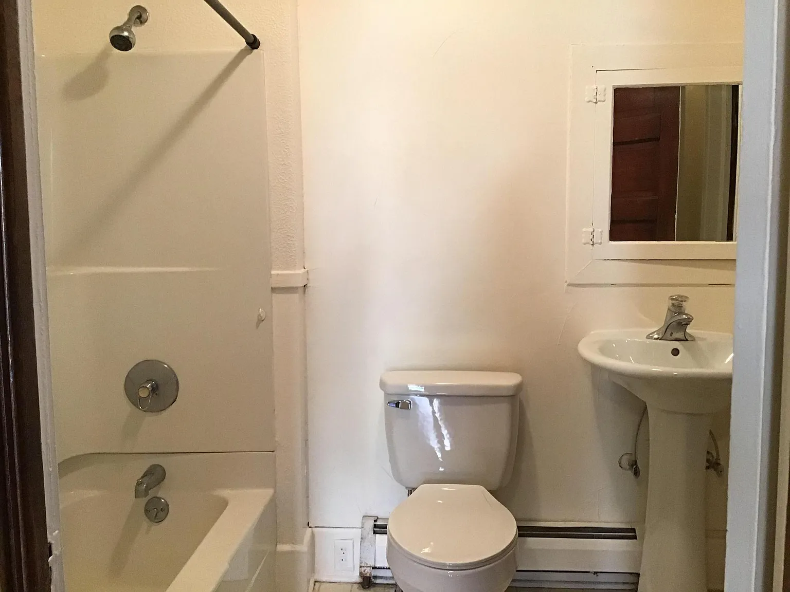 2 bed, $695 — Photo 4