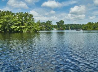 67 Passaic Dr, Hewitt, NJ 07421