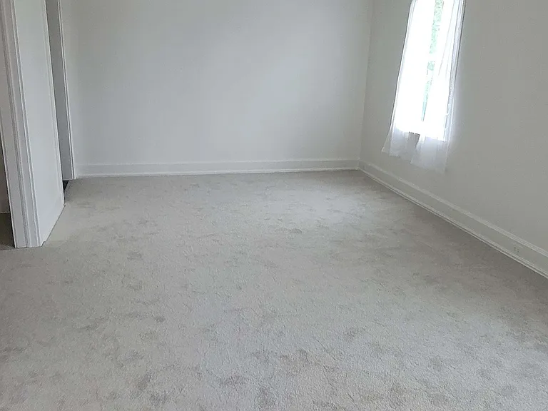 16 Farrell St #4 — Photo 10
