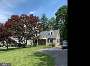 27 Kingsley Rd, Owings Mills, MD 21117