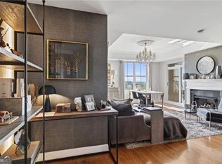 2881 Peachtree Rd NE APT 1102, Atlanta, GA 30305