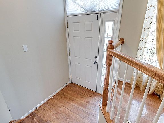 3rd image of 13176 Fox Hunt Ln