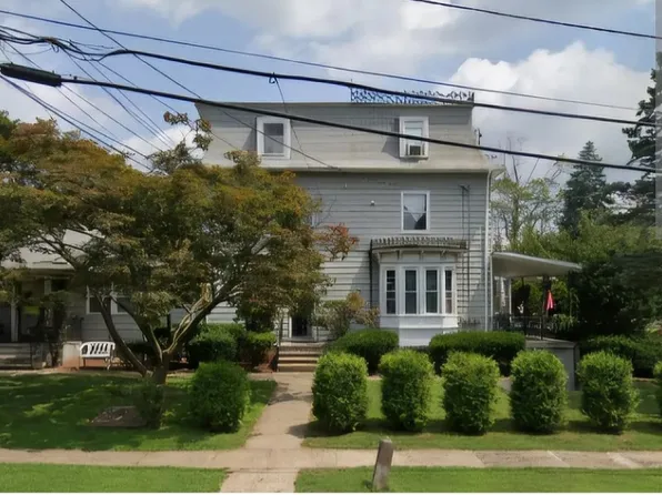 156 Front St #1, Dunellen, NJ 08812