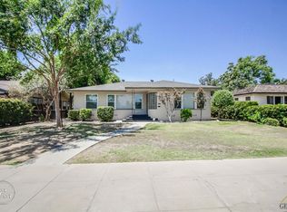 1414 Alta Vista Dr, Bakersfield, CA 93305