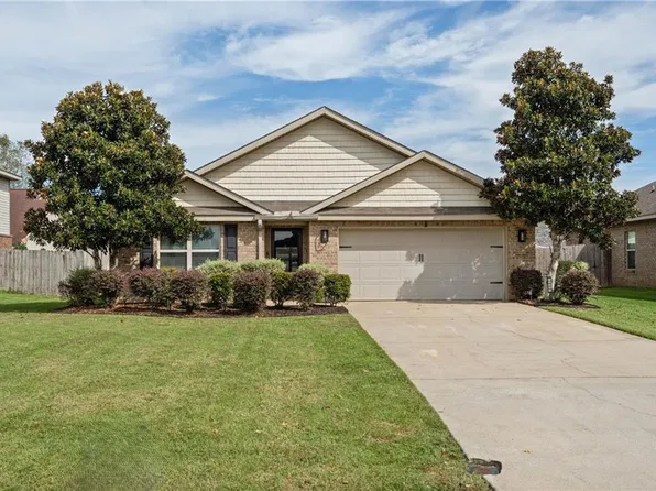 10062 Summer Woods Ct, Mobile, AL 36695