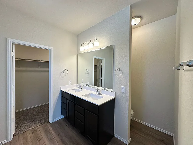 300 Danielle Dr — Photo 21