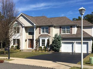 136 Daybreak Ct, Brick, NJ 08724