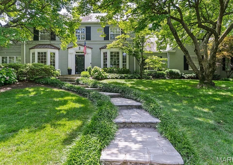 1st image of 47 Berkshire Dr