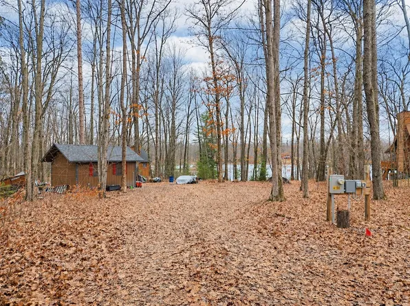 4190 Standel Ln, Harrison, MI 48625