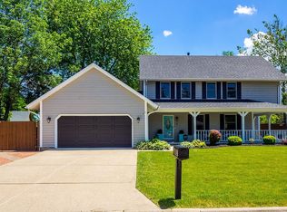 7 Lighthouse Ln, Grayslake, IL 60030