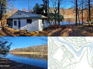 143 River Rd, Greentown, PA 18426