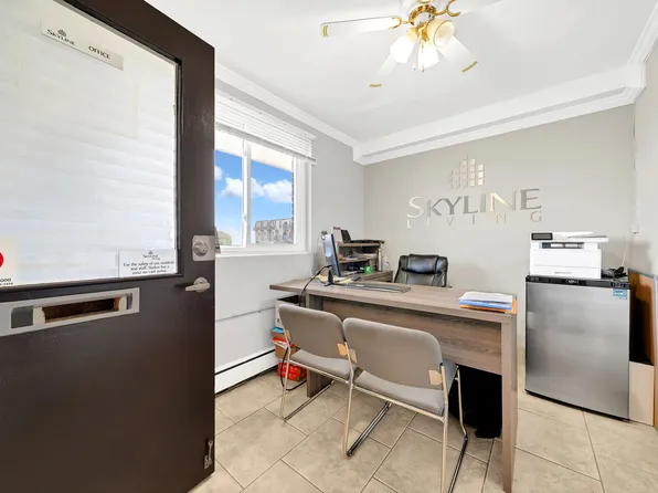 16th Street Apartments