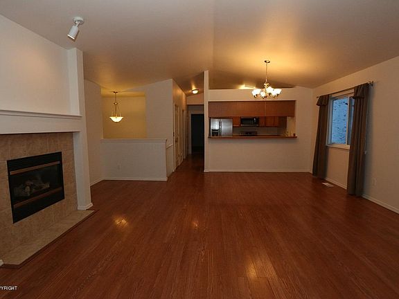 3rd image of 20421 Granite Park Cir