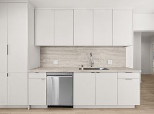 860 S Curson Ave #860, Los Angeles, CA 90036