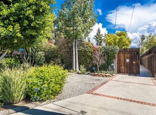 6830 Ranchito Ave, Van Nuys, CA 91405