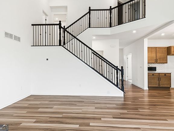 2nd image of 8150 Scenic Ridge Way