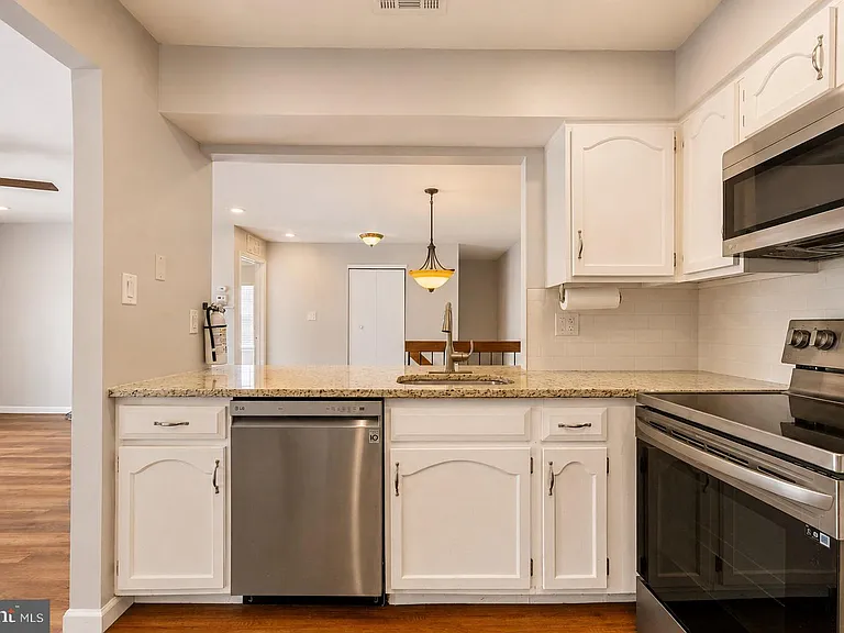 3520 Neils Ct #B — Photo 15