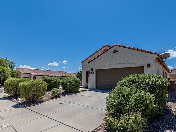 3rd image of 851 W Calle Valenciana