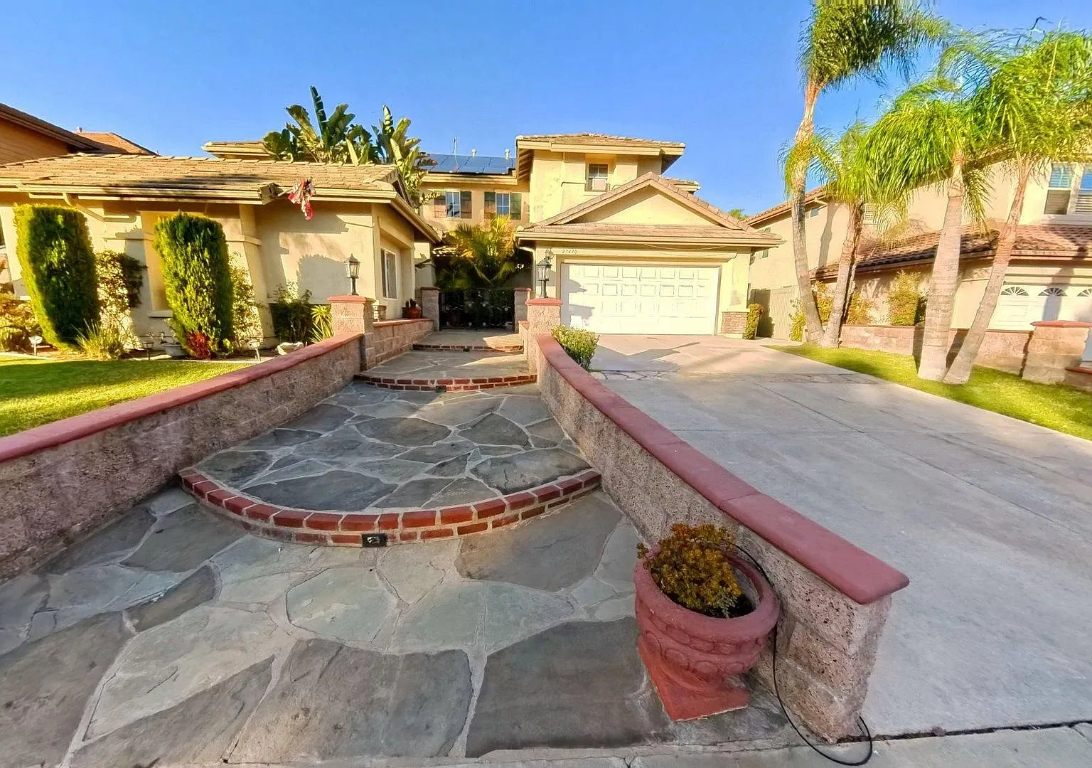 23470 Abury Ave, Murrieta, Ca | Luxury Living In Murrieta! Spacious Estate With Private Casita, S... — Photo 1