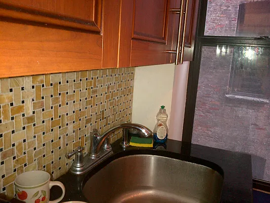 Rented by Meyerson Management | media 12