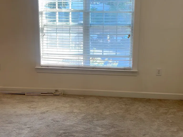 100 Sunset Cir #204 — Photo 10