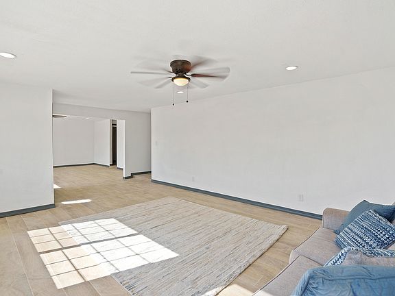 5th image of 11477 Ed Merrins Dr