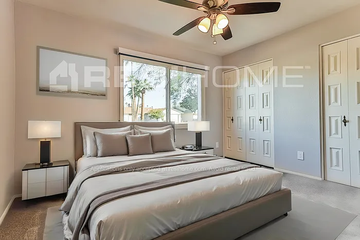 1303 E Dunbar Dr — Photo 9