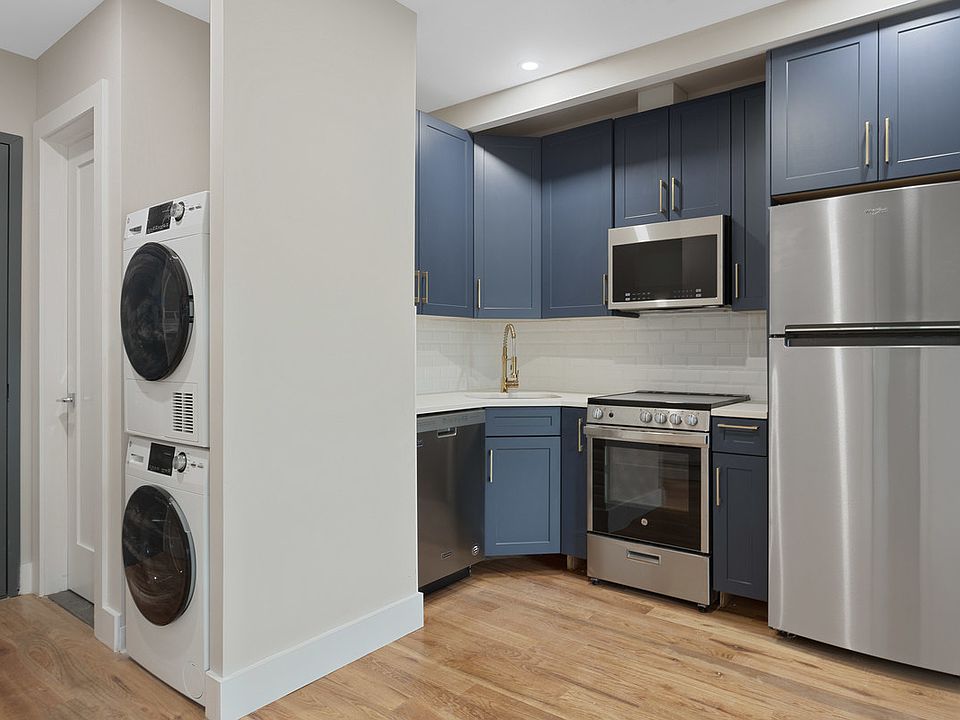2nd image of 132 6th Ave #2F
