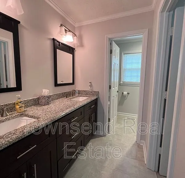 303 Wagoner Dr — Photo 14