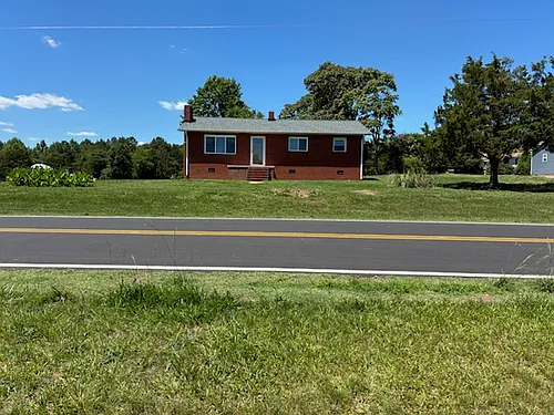 204 Pear Tree Rd Photo 1