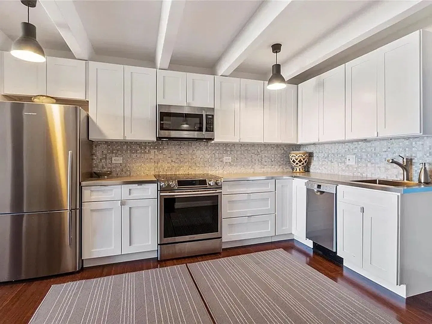 Hale Studio Condo with Private Balcony! Available Now! — Photo 3