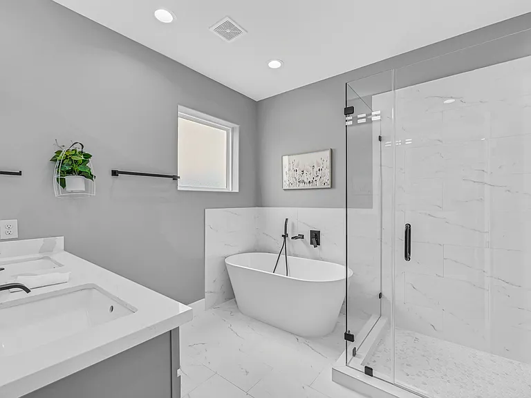 2304 Canfield St — Photo 20