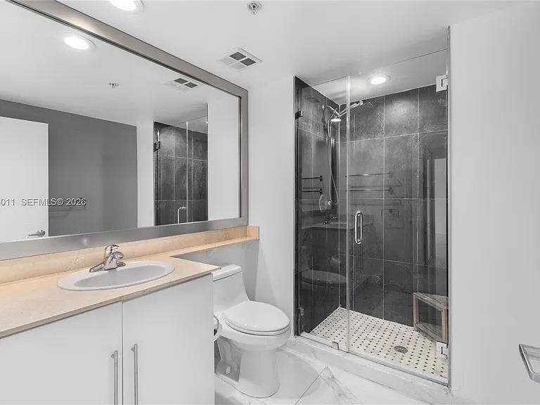 325 Biscayne Blvd #4015 — Photo 20