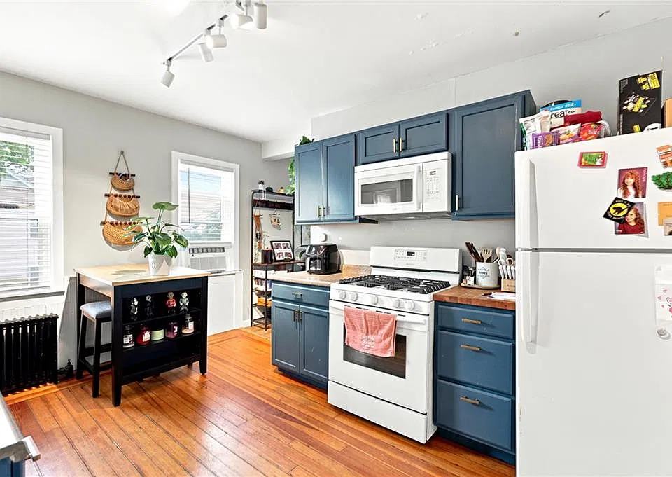 884 River Ave Providence RI | Zillow