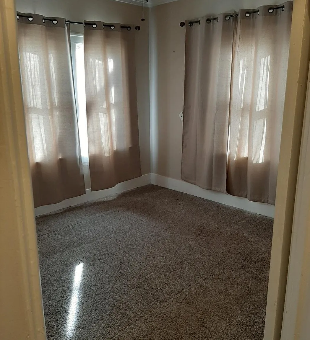 2009 W Cherokee Ave — Photo 4